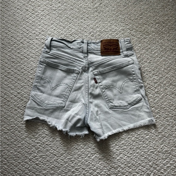 Levi's High Rise Light Blue Denim Shorts - Picture 2 of 6